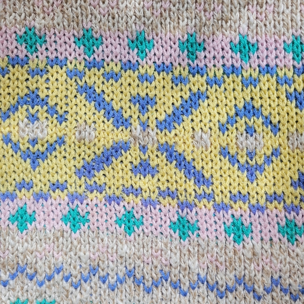 Vintage Izod Beige Fair Isle Crewneck Sweater Blue Yellow Mint Accents - Picture 3 of 5